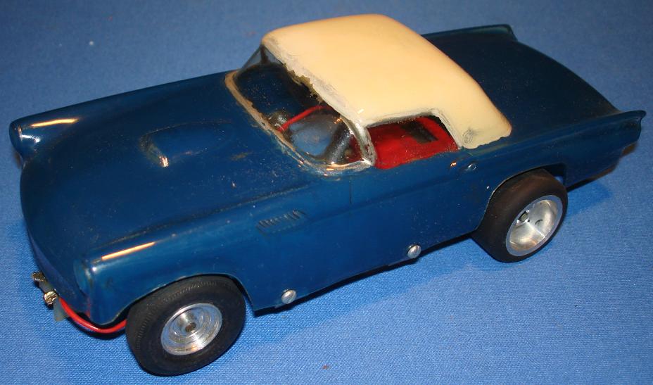 CLASSIC 1/24 SCALE SLOT CAR CHASSIS CUSTOM TBIRD BODY
