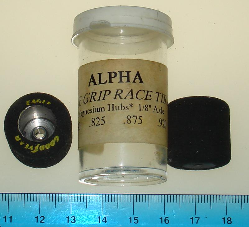 Vintage 1:24 Scale Slot Car Racing Alpha True Grip Race Tires Magnesium Hubs
