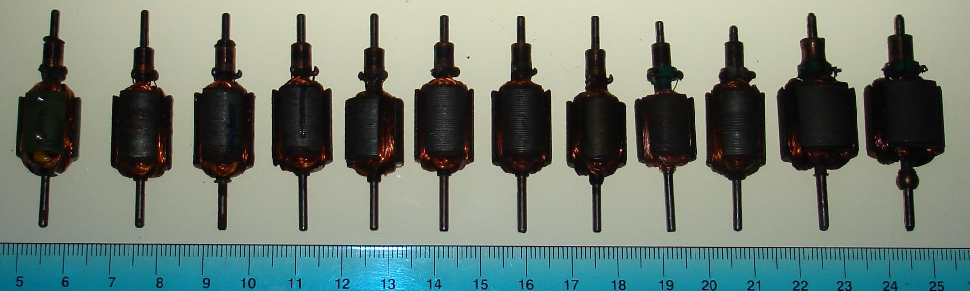Vintage 1:24 Scale Slot Car Racing Chassis Motor Armatures