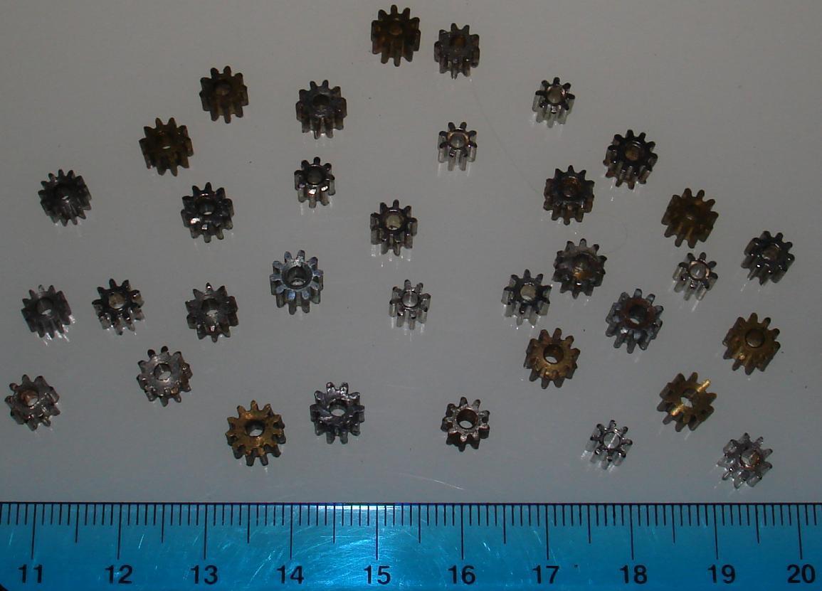 Vintage 1:24 Scale Slot Car Racing Chassis Motor Push On Pinion Gears 8T 9T 10T 11T 12T