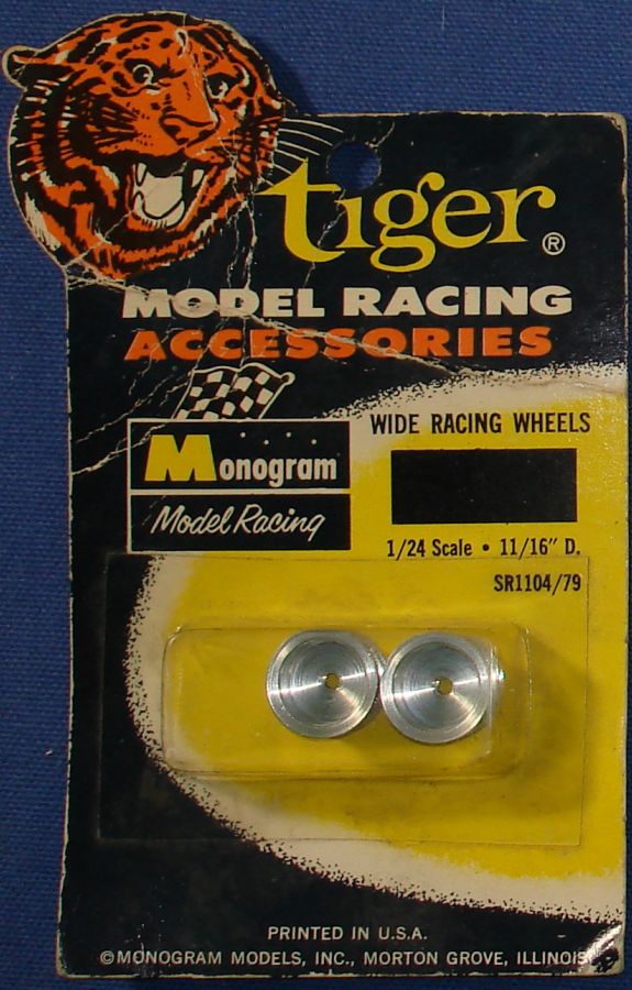 Monogram 1:24 Scale Slot Car Racing Parts Wide Racing Wheels Monogram 1:24 Scale Slot Car Racing Parts Wide Racing Wheels