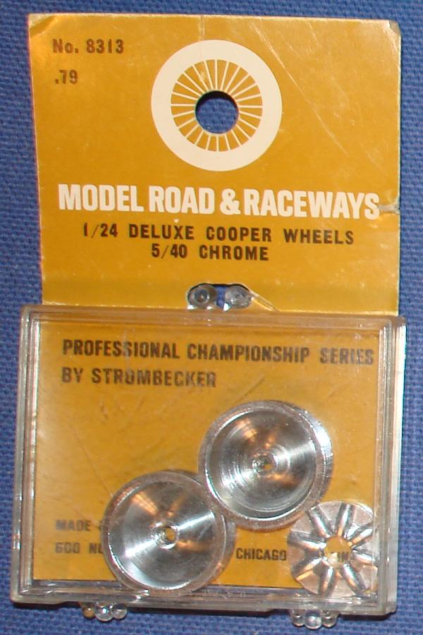 Strombecker 1/24 Electric Road Racing Slotcar Deluxe Chrome Cooper Wheels With Inserts