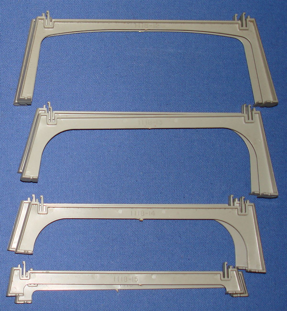 Eldon 1:32 Scale Electric Slot Car Racing Track Grey Bridge Supports Rail Sections 3869