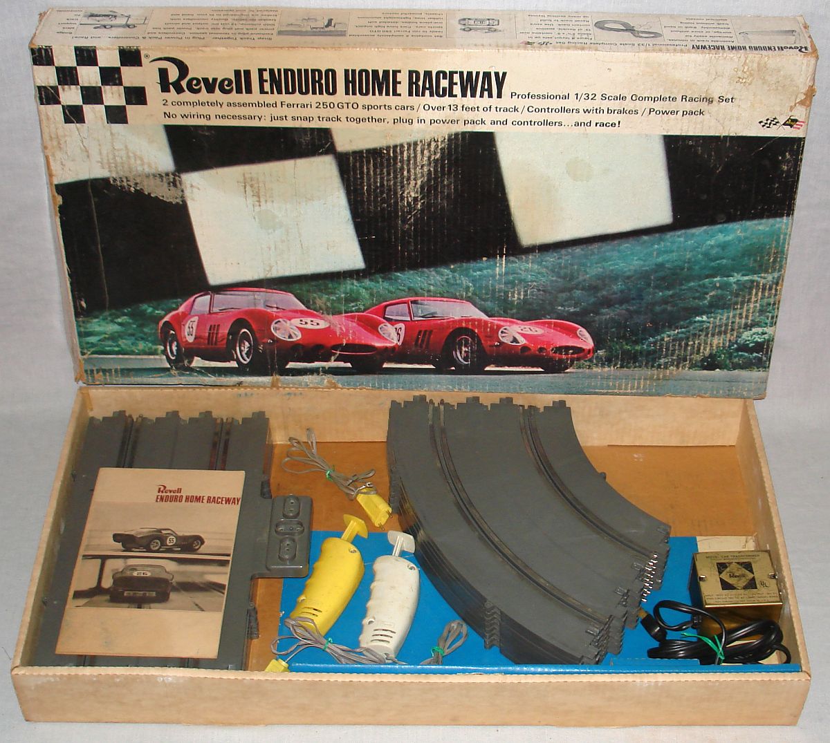 Revell Home Raceway 1:32 Scale Slot Car Racing Enduro Track Set R3001:3000 Revell Home Raceway 1:32 Scale Slot Car Racing Enduro Track Set R3001:3000