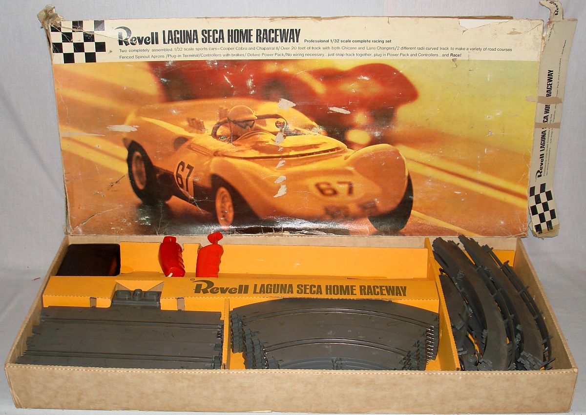 Revell Home Raceway 1:32 Scale Slot Car Racing Laguna Seca Track Set U3005:5000 Revell Home Raceway 1:32 Scale Slot Car Racing Laguna Seca Track Set U3005:5000