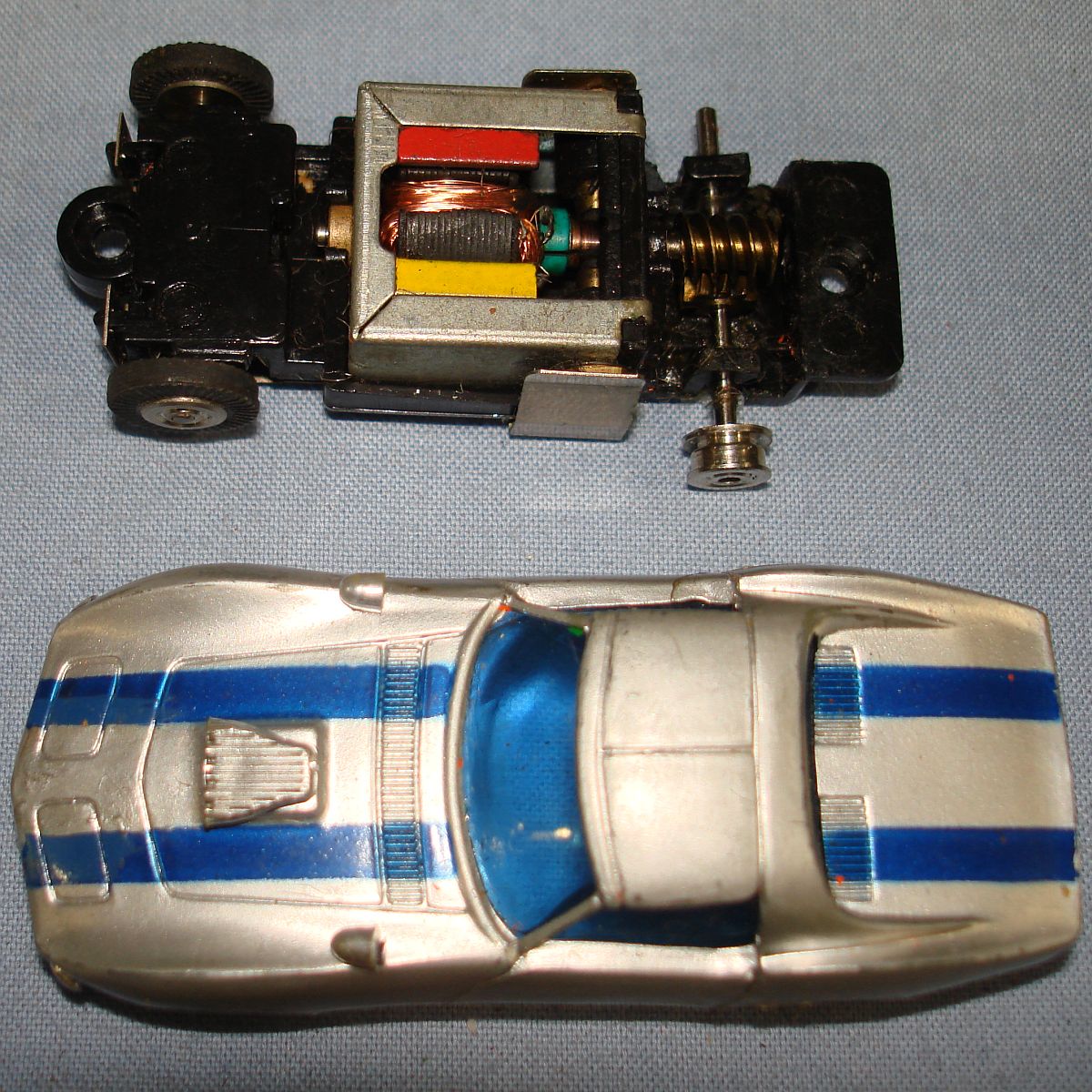 Bachmann Groove Busters Racing Team Chevy Vette Body 9114 Slot Car Hood Roof Bachmann Groove Busters Racing Team Chevy Vette Body 9114 Slot Car Hood Roof