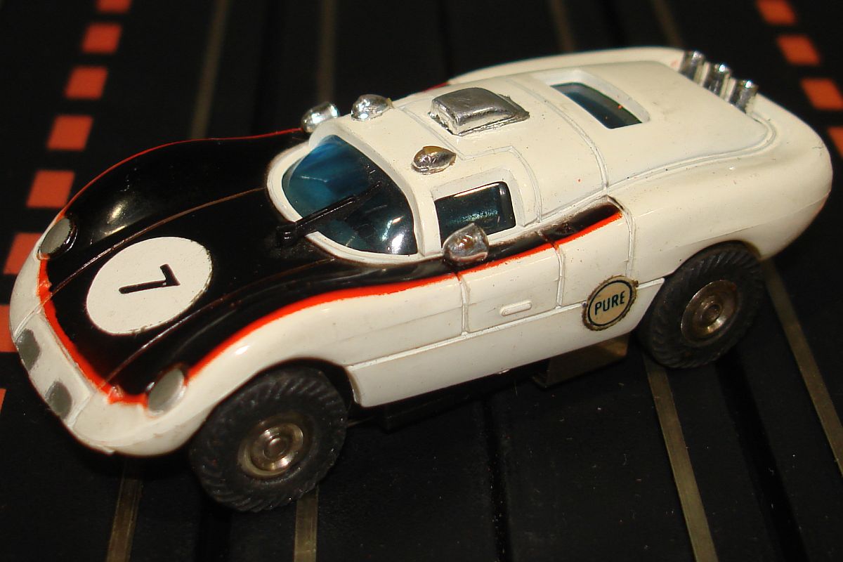 Bachmann Groove Busters Racing Team Howmet TX Turbine 9111 Slot Car Hood Roof Bachmann Groove Busters Racing Team Howmet TX Turbine 9111 Slot Car Hood Roof