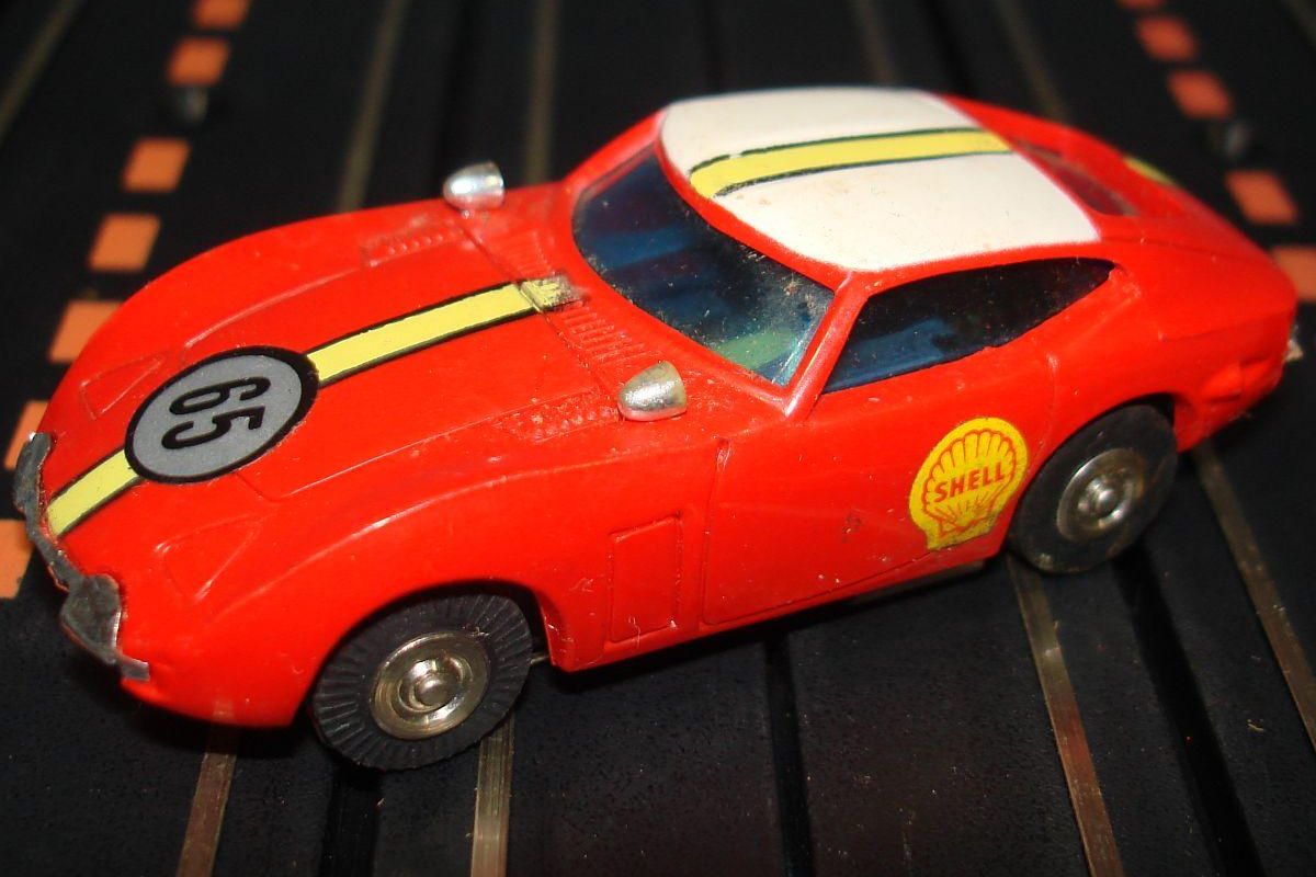 BACHMANN HO ROAD RACING GROOVE BUSTERS TEAM SLOT CAR TOYOTA 2000 GT 9112 VintageToys 