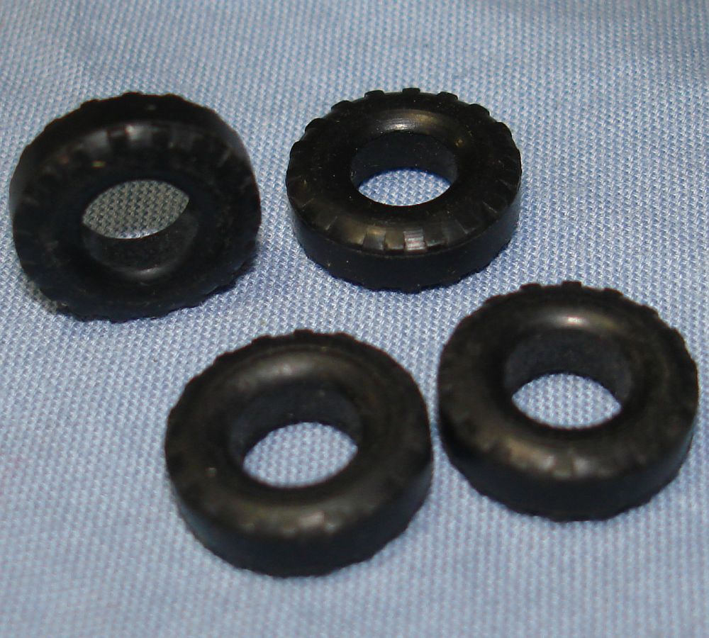Aurora TJET HO Scale Slot Car Racing Thunder Jet 500 Motor Chassis Black Knobby Truck Tires Aurora TJET HO Scale Slot Car Racing Thunder Jet 500 Motor Chassis Black Knobby Truck Tires