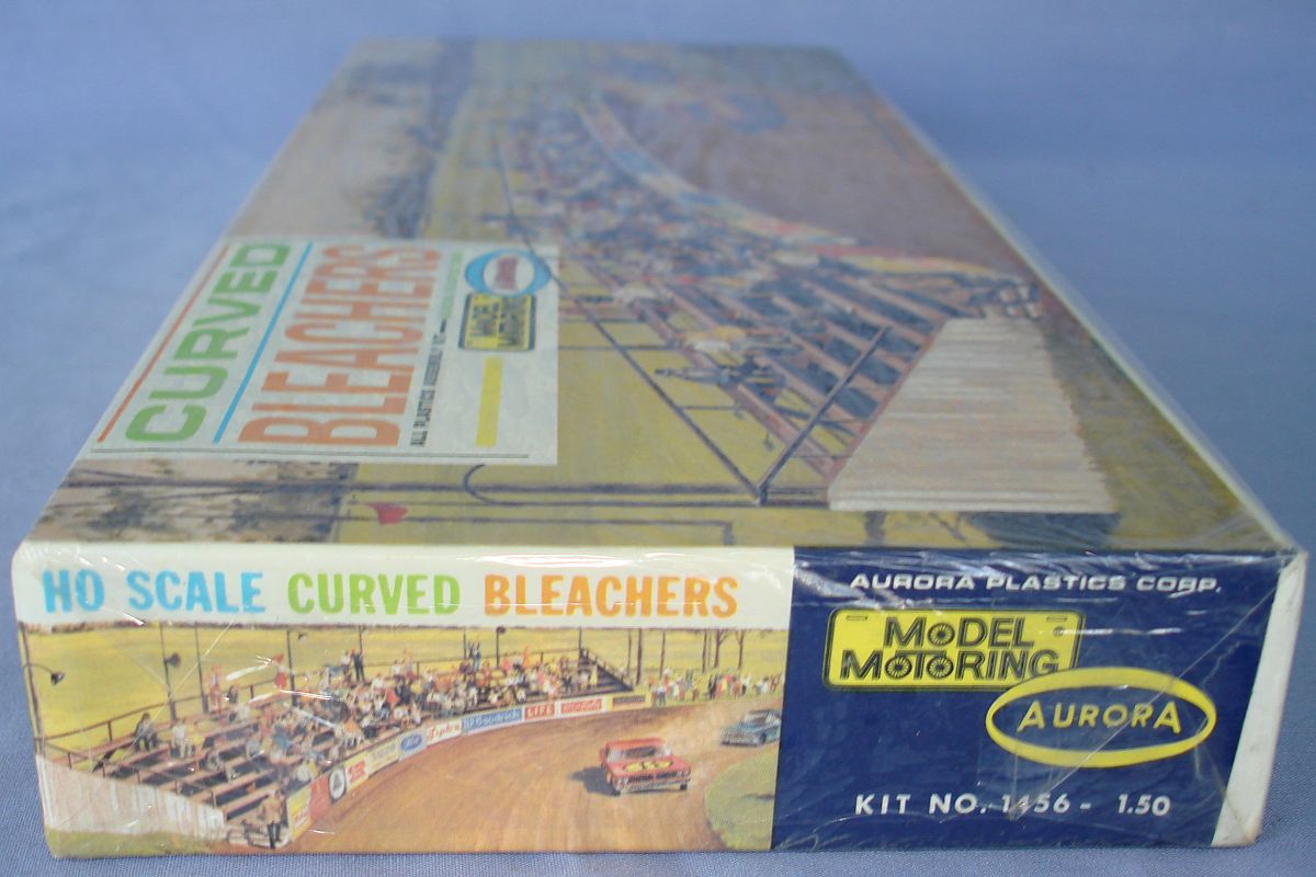 Aurora Model Motoring HO Scale Slot Car Racing Curved Bleachers Building Kit 1456 Box Panel Aurora Model Motoring HO Scale Slot Car Racing Curved Bleachers Building Kit 1456 Box Panel