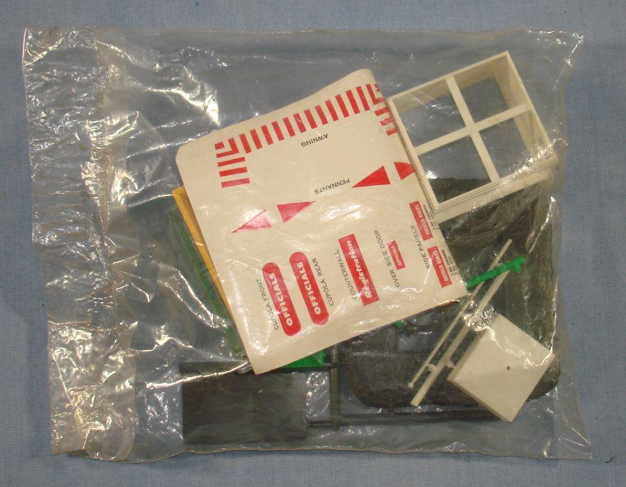 Atlas HO Scale Slot Car Track Layout Officials Stand #1409