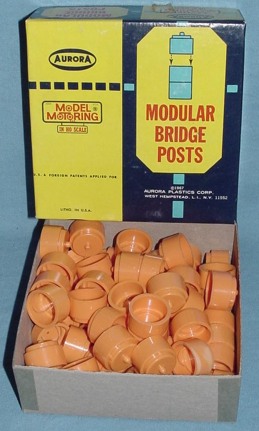 Aurora Model Motoring Slot Car Racing Orange Modular Bridge Beam Track Posts 1591