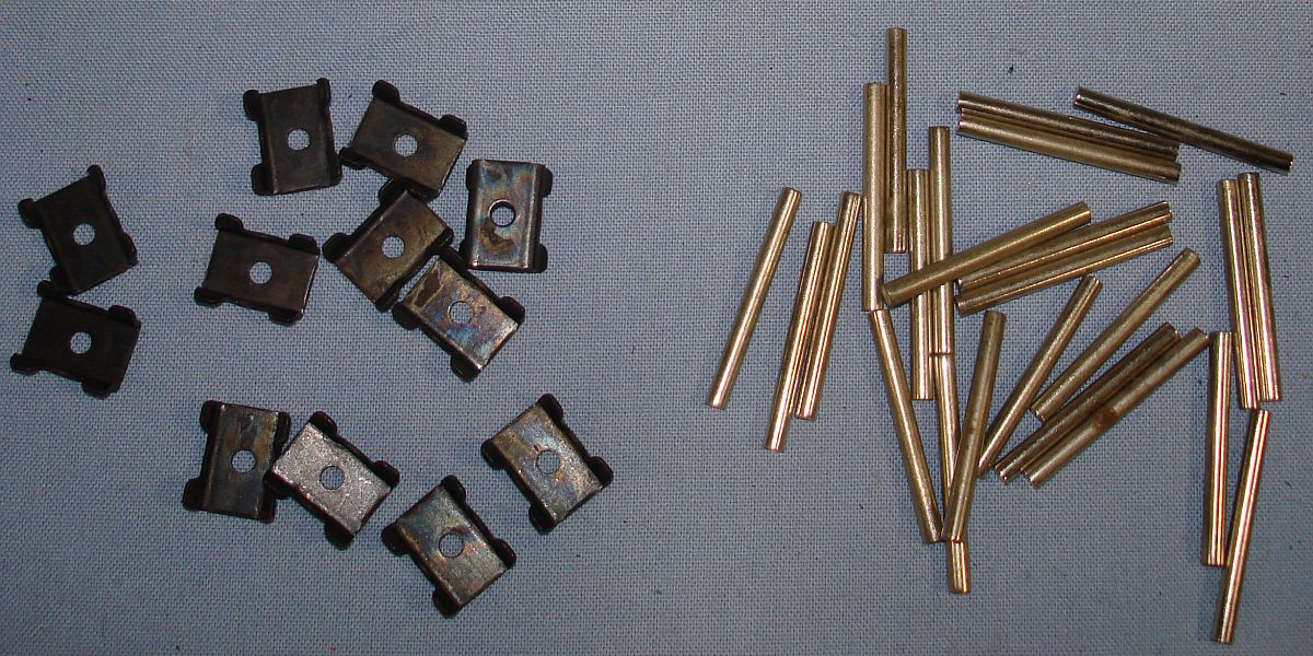 Aurora TJET HO Scale Slot Car Thunder Jet 500 Racing Single Lane Track 12 Locks & 24 Roadway Joiners Aurora TJET HO Scale Slot Car Thunder Jet 500 Racing Single Lane Track 12 Locks & 24 Roadway Joiners