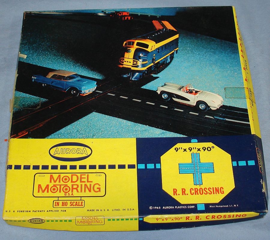 Aurora Model Motoring Slot Car Racing 90 Degree R.R. Train Crossing #1522 Box Aurora Model Motoring Slot Car Racing 90 Degree R.R. Train Crossing #1522 Box