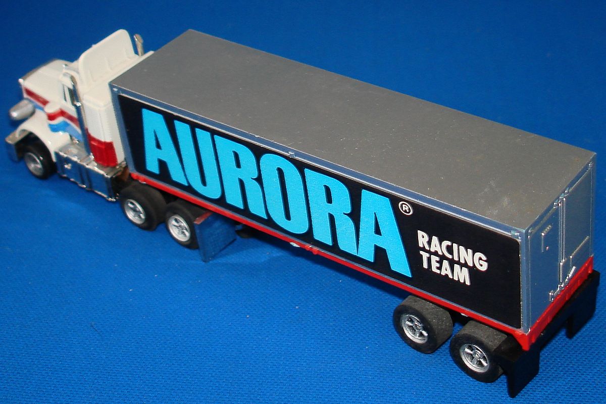 Aurora AFX HO Lited Rigs Peterbilt Cab Slot Car Racing Team Trailer Truck #1157 Aurora AFX HO Lited Rigs Peterbilt Cab Slot Car Racing Team Trailer Truck #1157