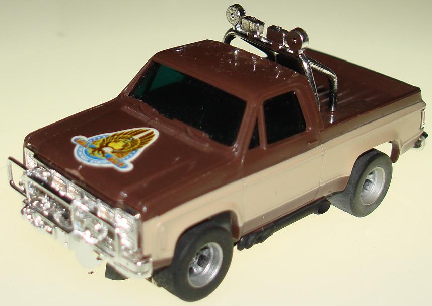 Lee Majors Colt Seavers Fall Guy GMC Pickup Truck Aurora AFX Slotcar Drivers Hood