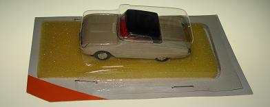 Atlas HO Slot Car Tan Ford Thunderbird