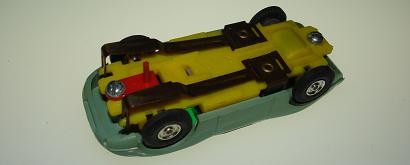 ATLAS HO SLOT CARS PEA GREEN PORSCHE 904 GTO & HARD TO FIND YELLOW CHASSIS