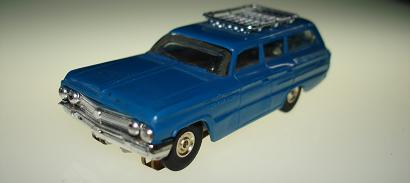 Atlas HO Slot Car Blue Station Wagon Front Bumper
