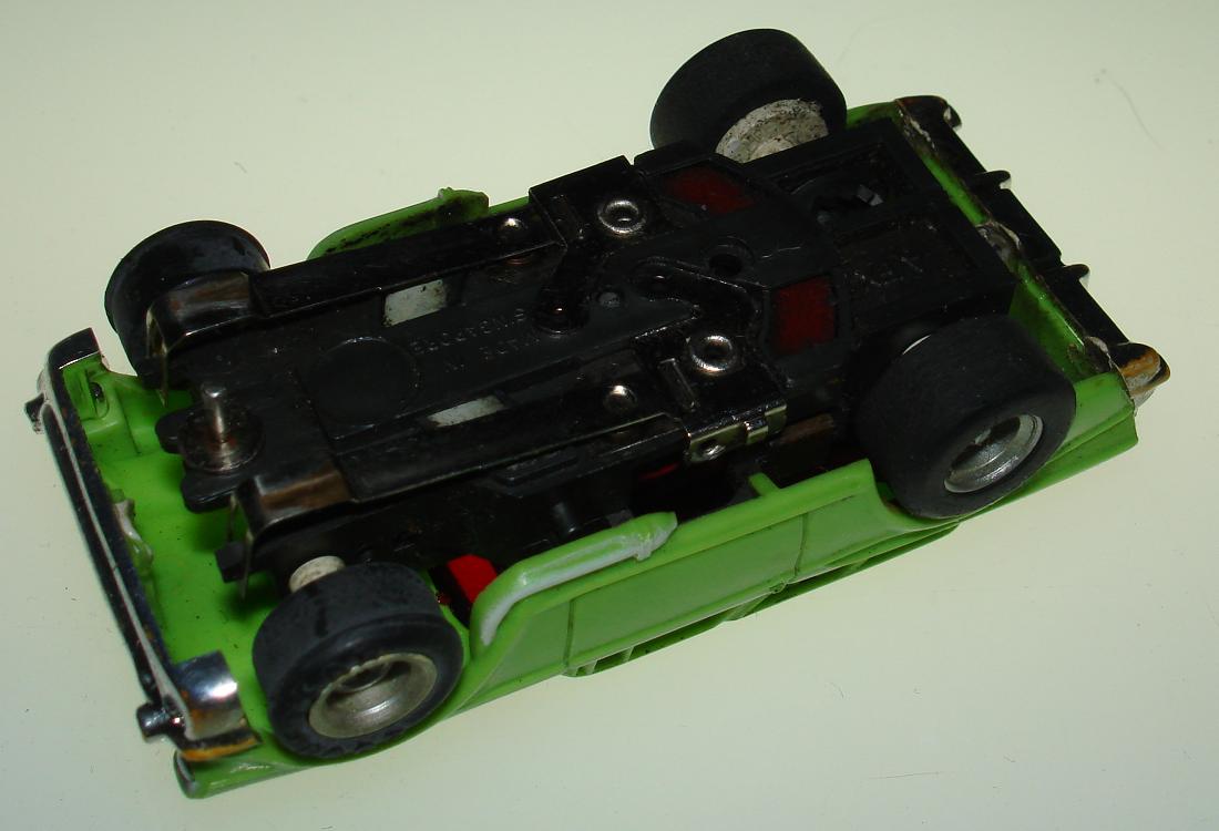 AFX 1957 Chevy Nomad HO Green