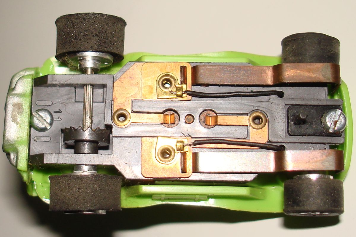 Aurora Model Motoring HO Scale Slot Car Racing Lime Green Sand Van Chassis Aurora Model Motoring HO Scale Slot Car Racing Lime Green Sand Van Chassis