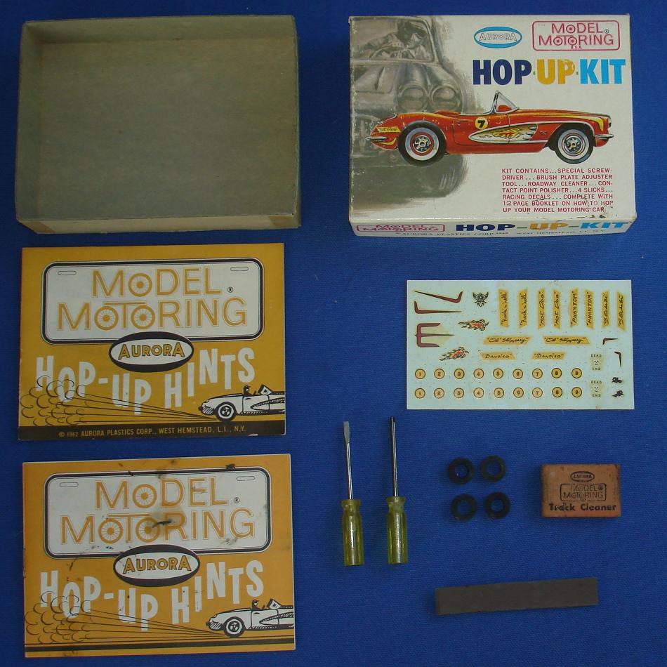 Aurora Model Motoring 1962 Vibrator Slot Car Hop Up Kit 1596 Contents