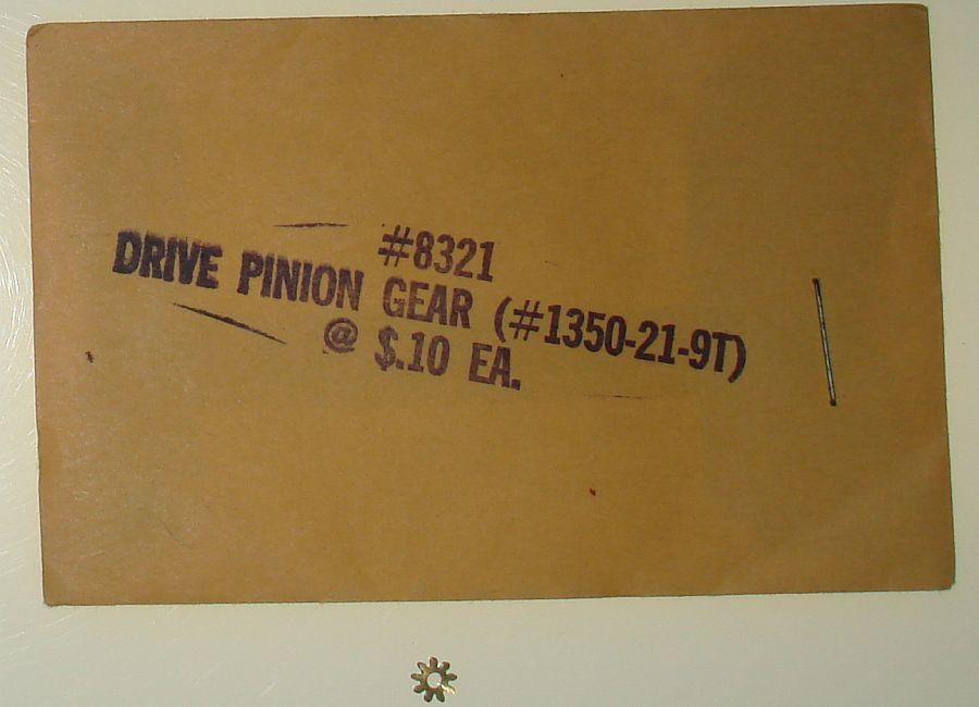 Aurora Model Motoring Thunderjet 500 Slot Car Chassis Drive Pinion Gear