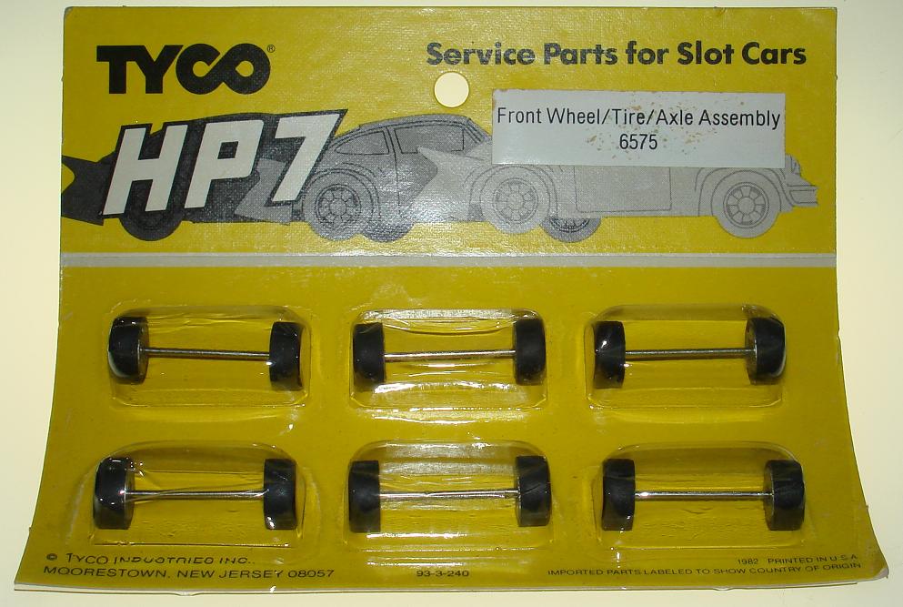 Tyco HP7 HO Slot Car Service Parts Front Wheel Tire Axle Assembly