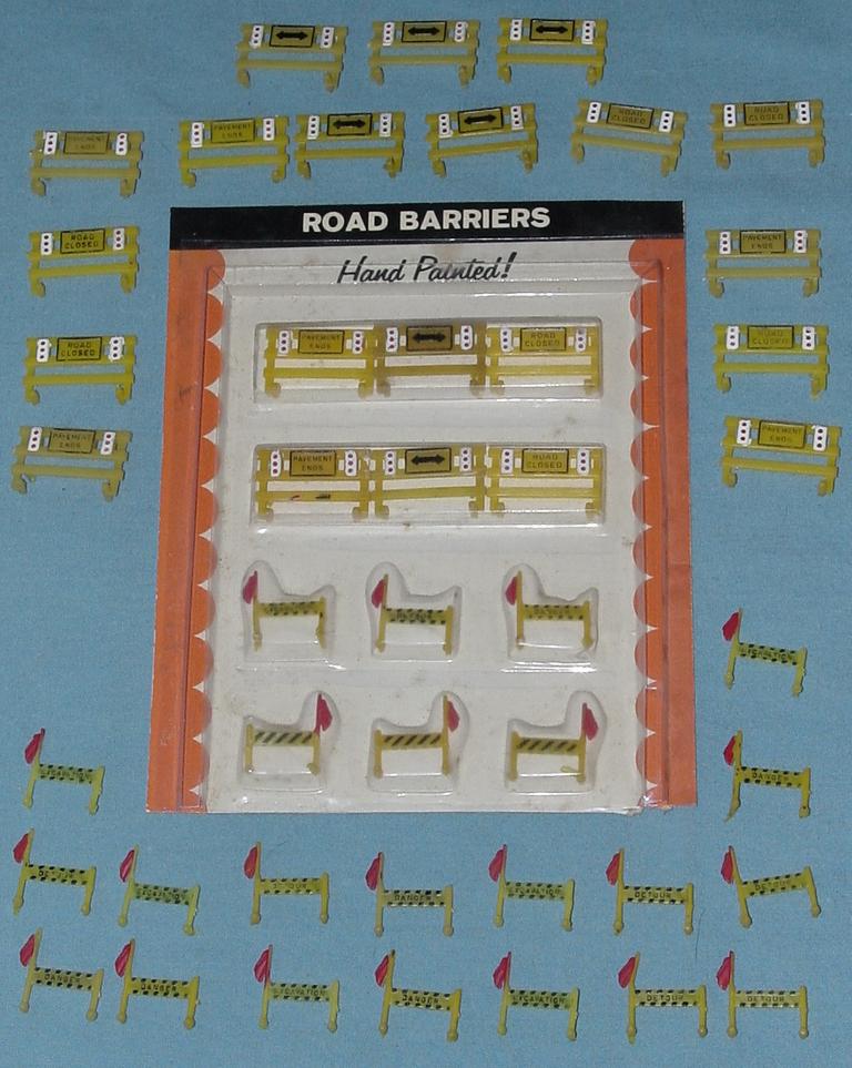 Lifelike HO Scenics Ready To Use Scenery Road Barriers Signs