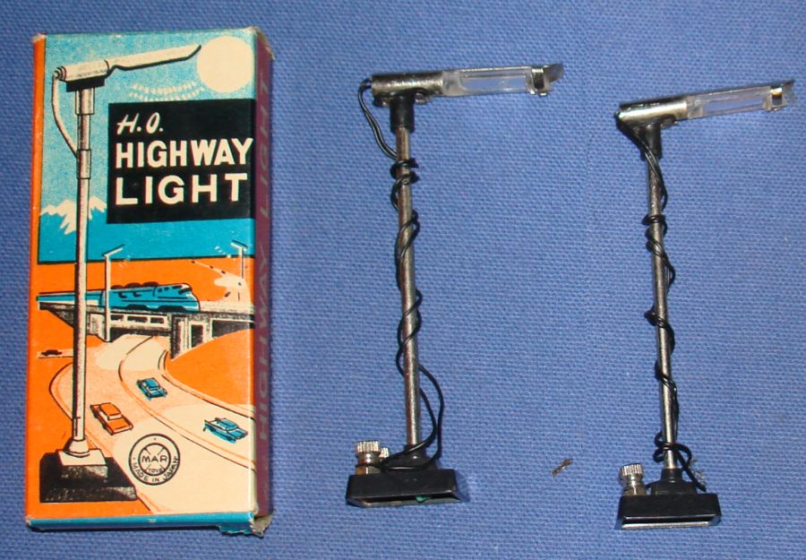 Marx Slot Car Track Racing HO Highway Light & Box