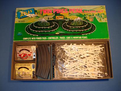 Atlas HO Slot Car Set Twin Pikes Peak 1209 Track