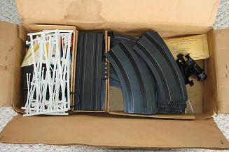 Lionel HO Slot Car Set Twin Pikes Peak 9544 Track