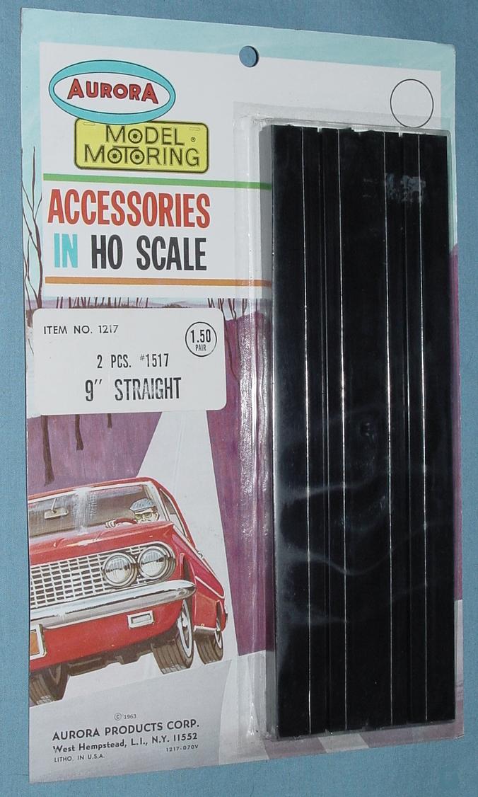 Aurora Model Motoring Vibrator TJET Slot Car Track MOC 9 Inch Straights #1517