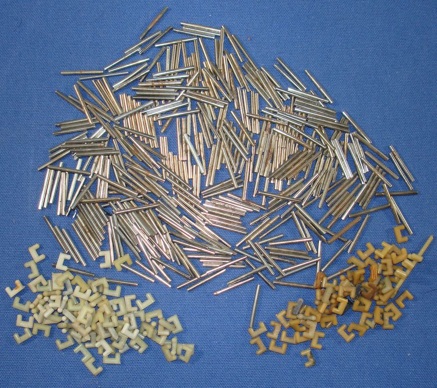 Aurora Model Motoring HO Scale Slot Car Racing Track Locks & Joiners