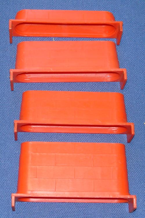 Eldon 1:87 Scale Slot Car Racing Track Piers Tall 670 Medium 671 Short 672