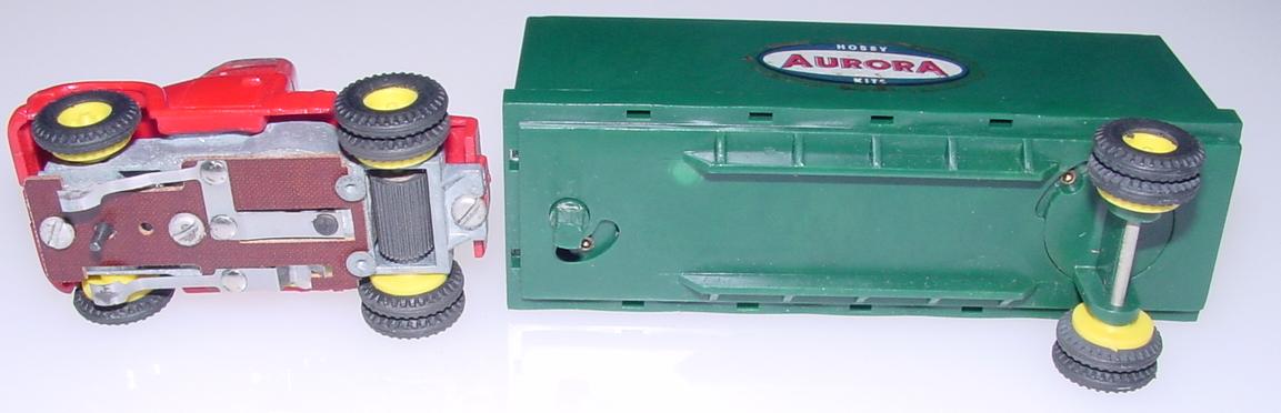 Aurora Vibrator HO Slot Car Logo Truck Trailer