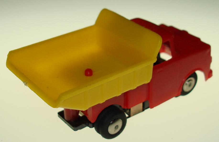 MARX HO SCALE SLOT CARS DUMP TRUCK RED YELLOW Mister Coney (item 22710)