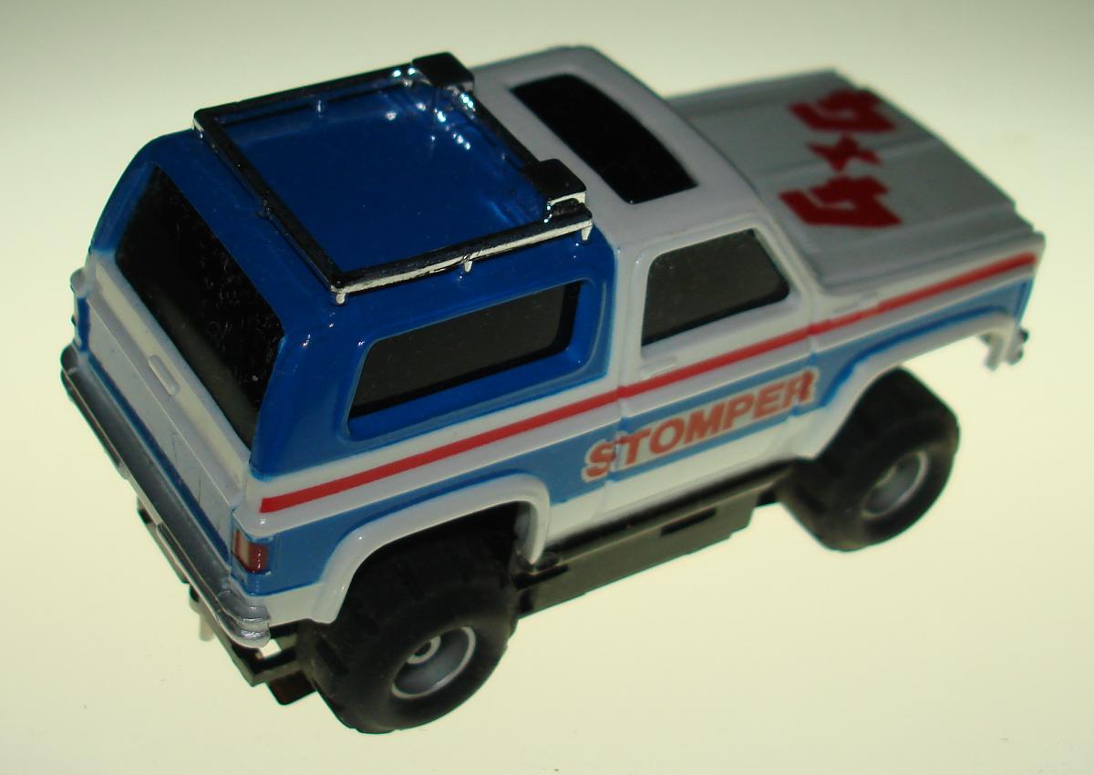 Tyco US1 Trucking Chevy Blazer Truck Stomper Slot Car Passenger Side Roof Rack