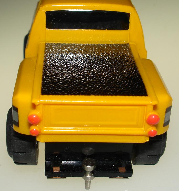Tyco US1 Trucking Chevrolet Pickup Truck Stomper Slot Car Tailgate Rear Bumper