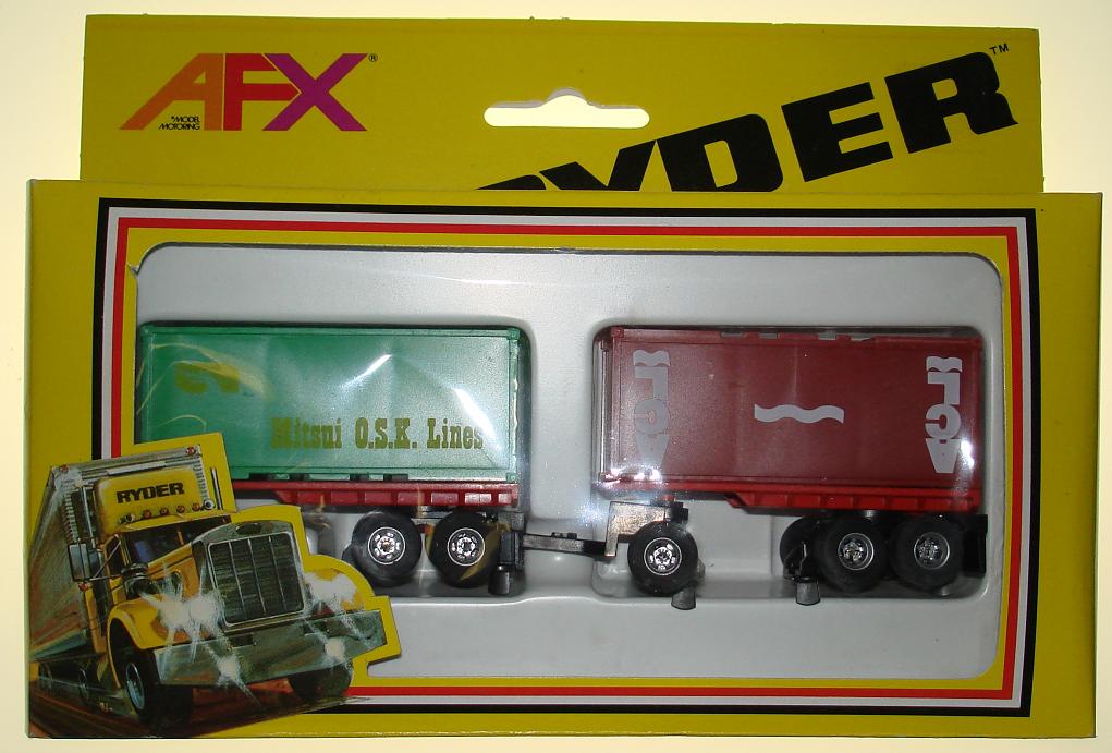 AFX Ryder 30 Foot Slot Car Pup Tandem Truck Containers