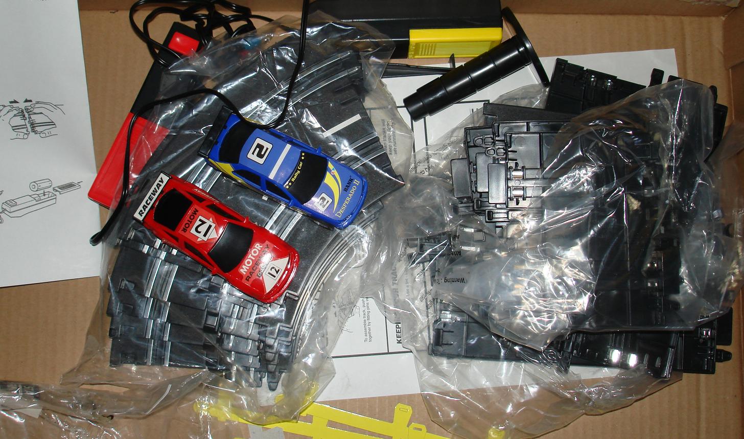 Artin 1:43 Scale Racing Challenge Slot Car Set Contents