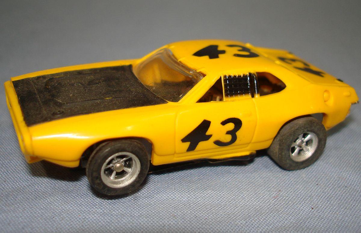richard petty slot car