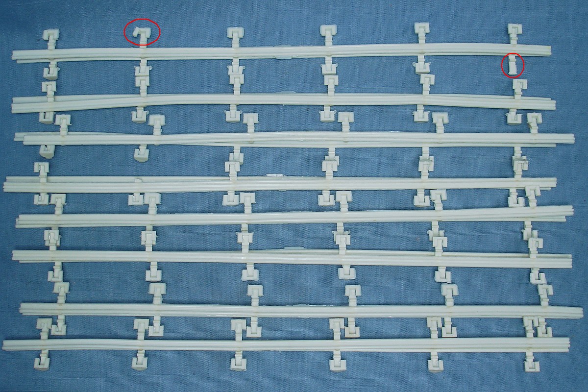 Aurora Model Motoring Slot Car Racing White Guard Rails With Posts #1532 Aurora Model Motoring Slot Car Racing White Guard Rails With Posts #1532