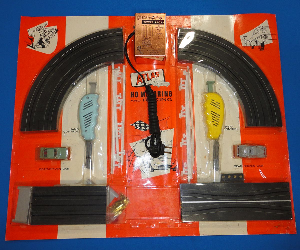 ho scale slot car set