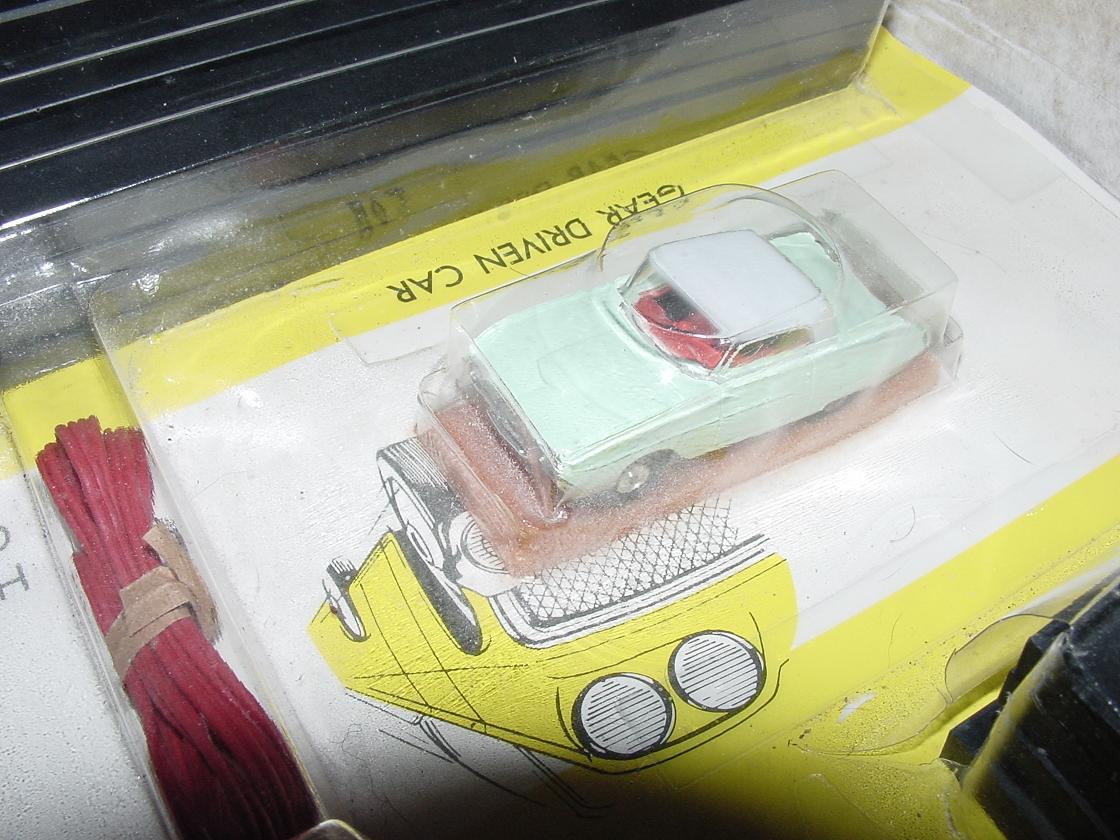 ATLAS HO SLOT CAR RACING PRETZEL TRACK SET 1203 FORD T BIRD & PONTIAC