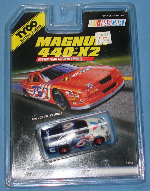  HO SCALE MOC SLOT CAR - #6 TAURUS - Vintage-Toys-For-Sale.com (item