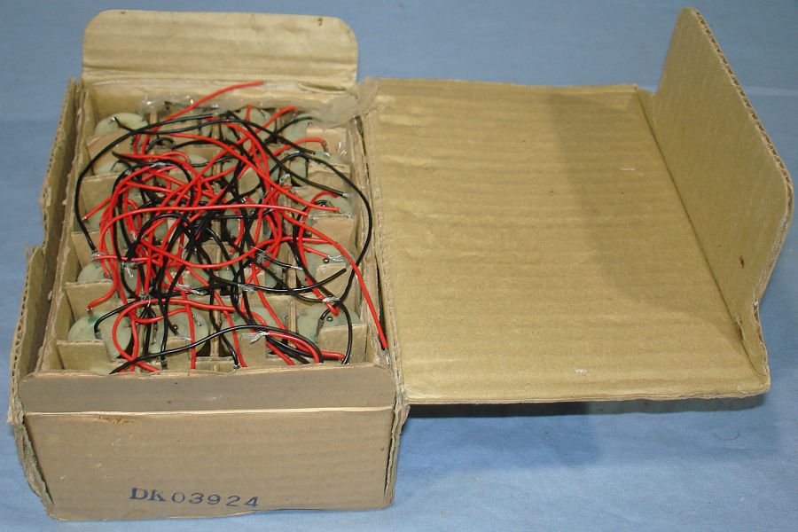 Mabuchi Slot Car Racing Motor RE-14 Made In Japan Red & Black Leads X24 Mabuchi Slot Car Racing Motor RE-14 Made In Japan Red & Black Leads X24