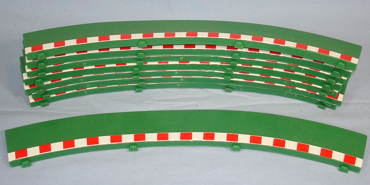 SCX Technitoys Slot Car Racing Green White Red Curves Outside Radius Track Borders Lot X8 SCX Technitoys Slot Car Racing Green White Red Curves Outside Radius Track Borders Lot X8