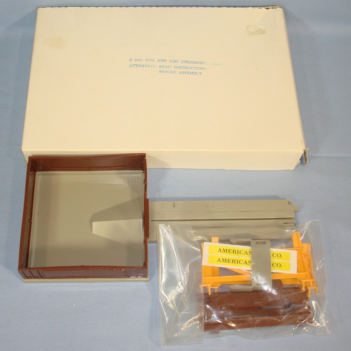 Vintage Tyco US1 Electric Trucking #3440 Pipe & Log Unloading Yard Action Accessory Vintage Tyco US1 Electric Trucking #3440 Pipe & Log Unloading Yard Action Accessory