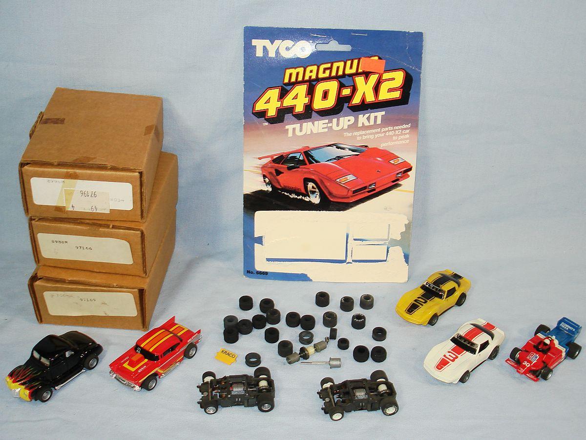 Tyco Magnum 440-X2 Electric Racing Slot Car Bodies Chassis Spare Parts Lot Tyco Magnum 440-X2 Electric Racing Slot Car Bodies Chassis Spare Parts Lot